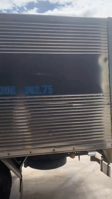 Isuzu NPR 400 3.9 tấn 2018 Trắng. Mua bán Xe tải, xe ben tại Huyện Hoài Đức Hà Nội được đăng bởi Quang Lê Minh hình 1