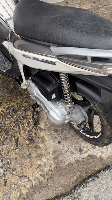 Honda Air Blade 2012 bstp zin êm k9c trao đổi. Mua bán Xe máy tại Quận Tân Bình Tp Hồ Chí Minh được đăng bởi Tý tay ga hình 1