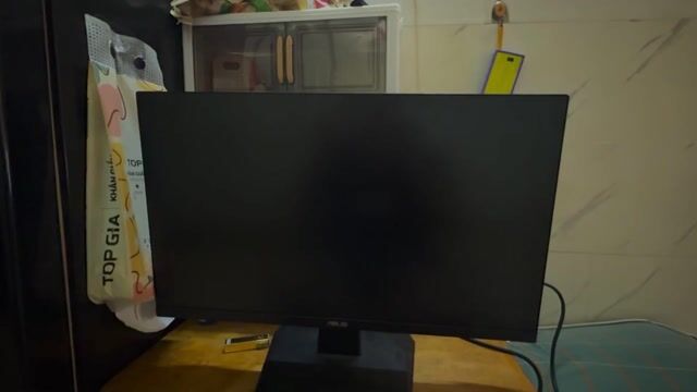 Màn hình ASUS Đen Bị sọc. Mua bán Phụ kiện (Màn hình, Chuột...) tại Quận Tân Bình Tp Hồ Chí Minh được đăng bởi Thanh hải hình 1
