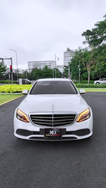 C200 Exclusive Sx 2021 màu trắng sang trọng. Mua bán Ô tô tại Quận 7 Tp Hồ Chí Minh được đăng bởi Dương Phương hình 1
