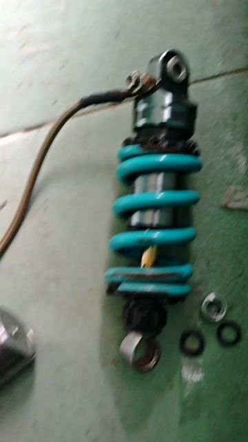 Phuộc Nitron Winner có tăng chỉnh. Mua bán Phụ tùng xe tại Thành phố Huế Thừa Thiên Huế được đăng bởi Cổng Số Bảy hình 1