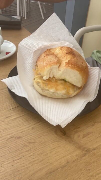 Espada sandwich at O Salsa, Machico: video from Tasquinha "O Salsa", Madeira