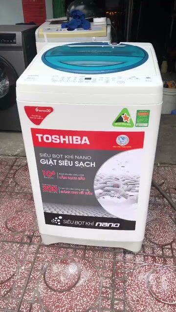 Máy giặt Toshiba 8kg cửa trên Trắng tiết kiệm điện. Mua bán Máy giặt tại Quận 7 Tp Hồ Chí Minh được đăng bởi Trần Hoa hình 1