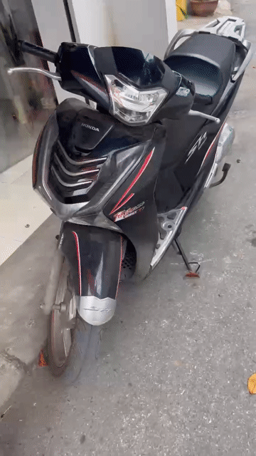 Bán SH-125ABS-2017 đen chạy ít 3 vạn. Mua bán Xe máy tại Huyện Tiên Du Bắc Ninh được đăng bởi vu van canh hình 1