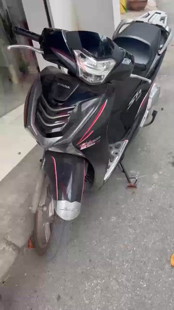 Bán SH-125ABS-2017 đen chạy ít 3 vạn. Mua bán Xe máy tại Huyện Tiên Du Bắc Ninh được đăng bởi vu van canh hình 1