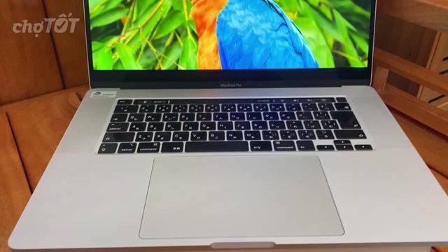 Macbook Pro 2019 I9 16 inch 16GB/1TB  vga 4gb. Mua bán Laptop tại Quận Bình Thạnh Tp Hồ Chí Minh được đăng bởi NGUYEN THI NGOC BINH  hình 1