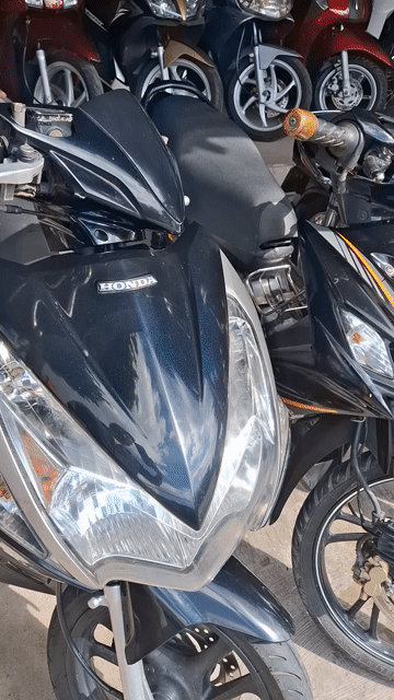 Honda Air Blade Đen Bạc. Mua bán Xe máy tại Thành phố Thủ Đức Tp Hồ Chí Minh được đăng bởi trần sang hình 1