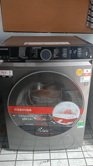 Máy giặt Toshiba 10.5kg cửa ngang bảo hành 1 năm. Mua bán Máy giặt tại Quận 7 Tp Hồ Chí Minh được đăng bởi Điện lạnh giá tốt HL hình 1