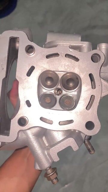 vỏ đầu spark 5YP,1S7 tháo xe đã vệ sinh sạch. Mua bán Phụ tùng xe tại Thị xã Long Mỹ Hậu Giang được đăng bởi Tên chưa cung cấp hình 1