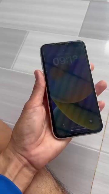 iPhone XR 64GB Trắng Face ID nhạy. Mua bán Điện thoại tại Huyện Năm Căn Cà Mau được đăng bởi cà mau hình 1