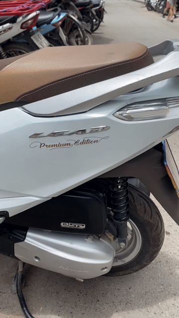Honda Lead Trắng 1776 km. Mua bán Xe máy tại Huyện Hoài Đức Hà Nội được đăng bởi Huy Hoàng hình 1