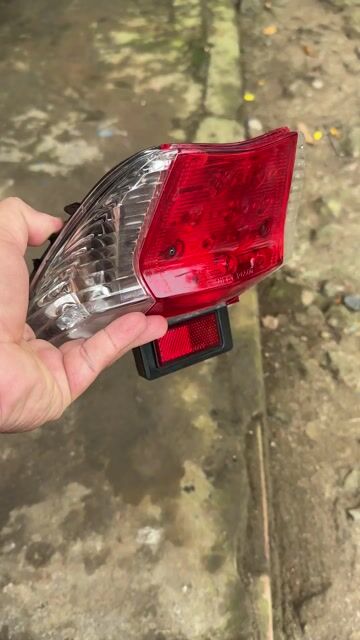 Đèn hậu Stanley Future Neo Đỏ Trắng. Mua bán Phụ tùng xe tại Huyện Ba Tri Bến Tre được đăng bởi Nhơn Nguyễn hình 1