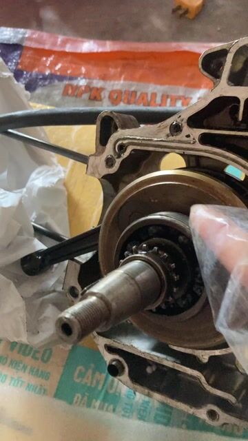 Dên lóc giữa bơm nhớt Future Neo FI mã KFL. Mua bán Phụ tùng xe tại Quận Ninh Kiều Cần Thơ được đăng bởi Kiệt hình 1