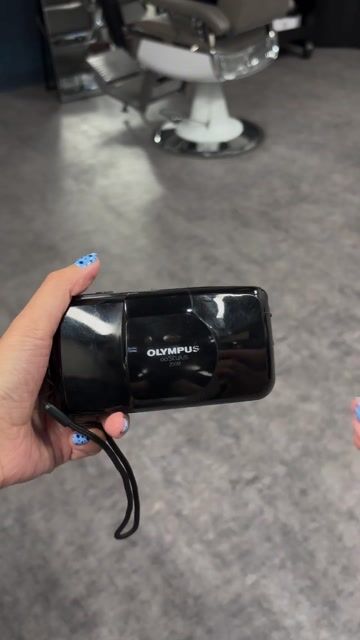 Máy ảnh Olympus Stylus Zoom Đen. Mua bán Máy ảnh, Máy quay tại Quận Hoàng Mai Hà Nội được đăng bởi Trang Nhung hình 1