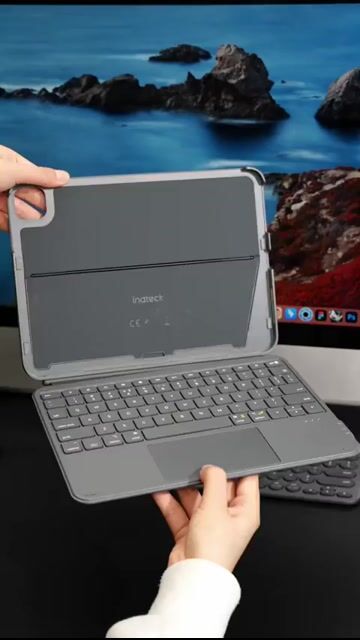 Bàn phím Apple iPad Pro M4/M5 Xám Mới 99%. Mua bán Phụ kiện (Màn hình, Chuột...) tại Quận Bình Thạnh Tp Hồ Chí Minh được đăng bởi Vũ hình 1