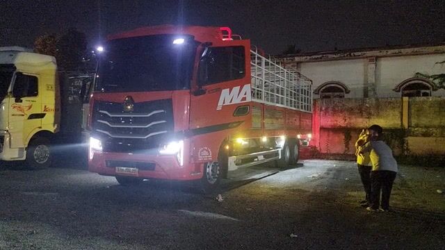 Xe tải Max 3 chân 14 tấn Khung mui 280hp.. Mua bán Xe tải, xe ben tại Thành phố Biên Hòa Đồng Nai được đăng bởi Howo vimid hình 1