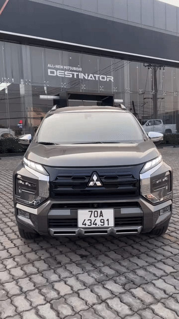 XPANDER CROSS 2022 LƯỚT 5000KM- GỌI NGAY GIÁ TỐT!!. Mua bán Ô tô tại Thành phố Thủ Dầu Một Bình Dương được đăng bởi Hồ Hùng Mitsubishi  hình 1