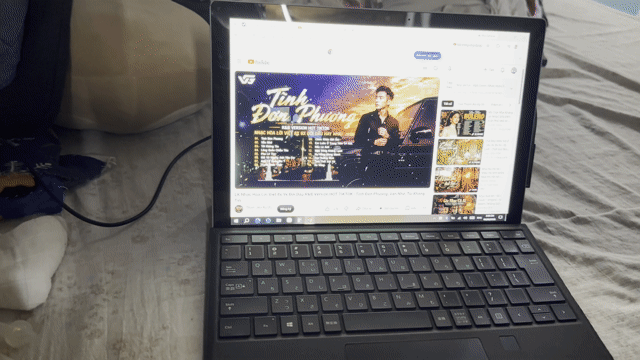 Microsoft Surface Pro 5 i5-7300U 4GB/119GB. Mua bán Máy tính bảng tại Thành phố Thuận An Bình Dương được đăng bởi  HOÀNG PHÁT  hình 1