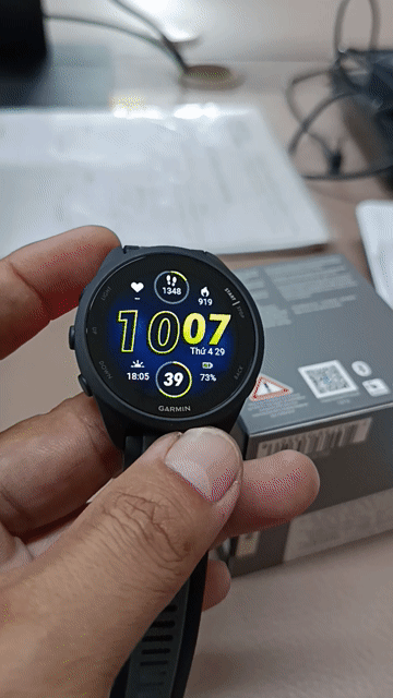 Garmin 165 Đen Likenew BH 27/04/2028. Mua bán Thiết bị đeo thông minh tại Quận Gò Vấp Tp Hồ Chí Minh được đăng bởi thùy hình 1