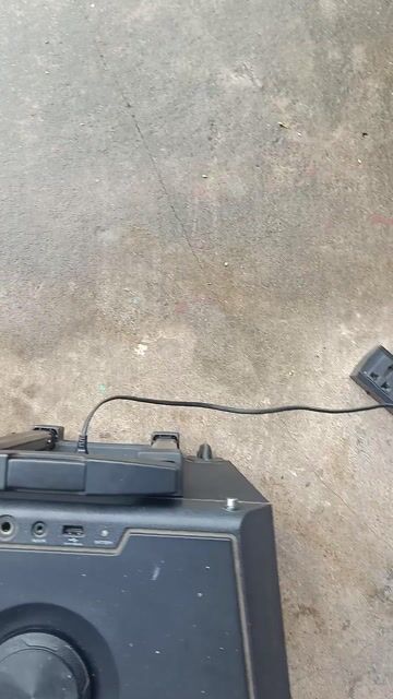 Loa kéo LG XBOOM RL2 Đen. Mua bán Tivi, Âm thanh tại Huyện Giao Thủy Nam Định được đăng bởi Vũ Đình Đảm hình 1