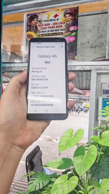 Samsung Galaxy A6 3GB 700k rẻ ở T Plus Mobile. Mua bán Điện thoại tại Thành phố Huế Thừa Thiên Huế được đăng bởi T PLUS MOBILE MUA BÁN ĐIỆN THOẠI hình 1