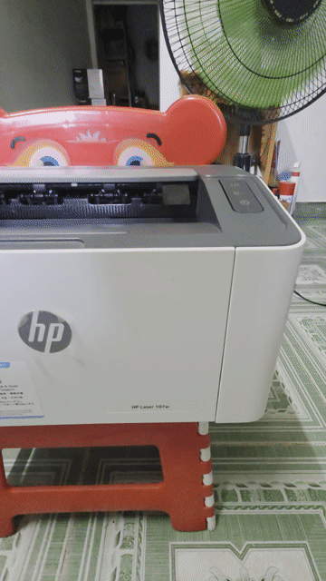 Máy in HP 107w Trắng. Mua bán Đồ dùng văn phòng tại Quận Tân Phú Tp Hồ Chí Minh được đăng bởi Vivi Anh hình 1