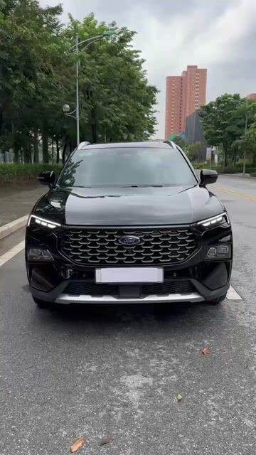 Ford Territory 2025 Titanium X 1.5 AT - 4600 km. Mua bán Ô tô tại Quận Cầu Giấy Hà Nội được đăng bởi Hùng Eco Auto hình 1