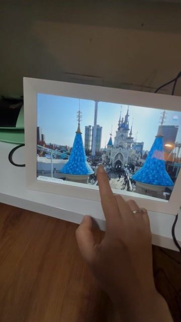 Khung ảnh kỹ thuật số Frameo 32GB 10.1 inch Trắng. Mua bán Máy ảnh, Máy quay tại Quận Hoàn Kiếm Hà Nội được đăng bởi Nhung hình 1