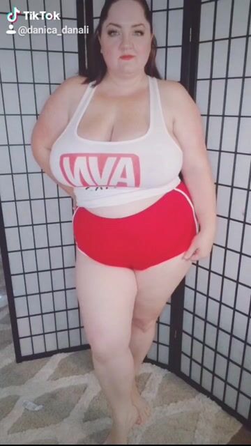 Model - Danica Danali curvy