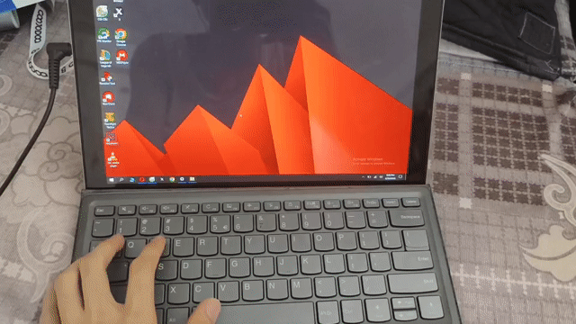 Lenovo Miix 520 8GB/128GB Đen. Mua bán Laptop tại Thành phố Thủ Đức Tp Hồ Chí Minh được đăng bởi Võ Quốc Thắng  hình 1