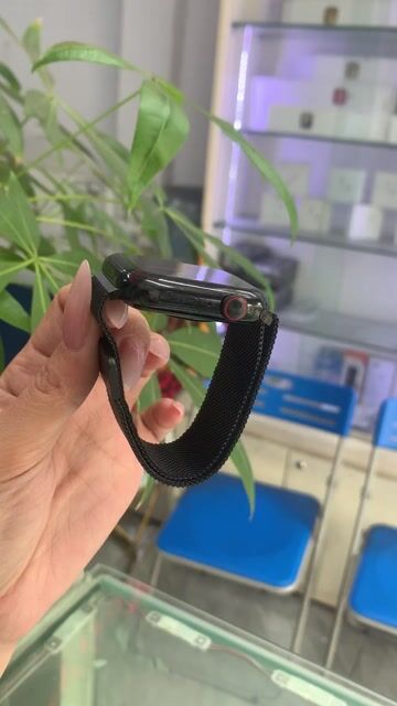 Apple Watch S5.44lte thép đen esim. Mua bán Thiết bị đeo thông minh tại Quận Phú Nhuận Tp Hồ Chí Minh được đăng bởi pé phuong hình 1