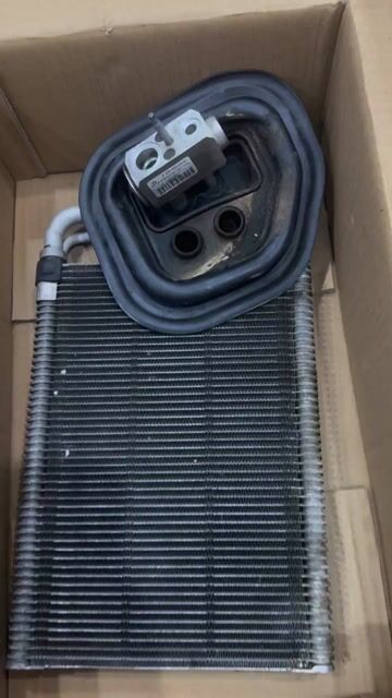 Bán Van tiết lưu cho điều hoà Mercedes C W205. Mua bán Phụ tùng xe tại Quận Cầu Giấy Hà Nội được đăng bởi Bùi thị hồng Thắm hình 1