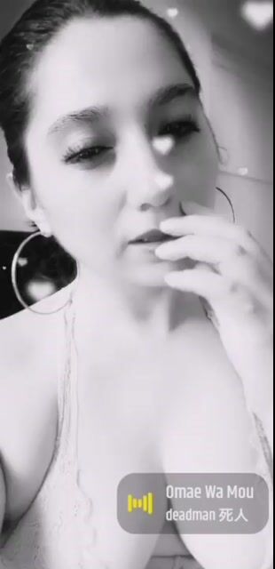 Model - Asheangie oral