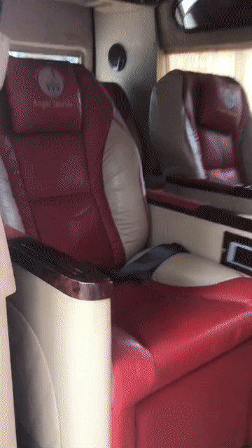 Ford Transit Limousine President. Mua bán Phương tiện khác tại Quận Liên Chiểu Đà Nẵng được đăng bởi Angel Tourist hình 1