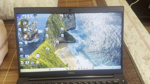 Dell Latitude 7390 Lỗi màn hình. Mua bán Laptop tại Quận Long Biên Hà Nội được đăng bởi Nguyễn Đình Nam hình 1