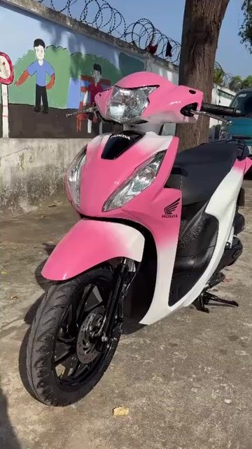 Honda Vision 2024 Trắng hồng. Mua bán Xe máy tại Thị xã Bến Cát Bình Dương được đăng bởi xe máy trả góp tín nghĩa  hình 1