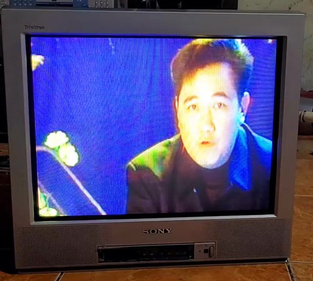 Tivi Sony TRiNiTRON 21 inch. Mua bán Tivi, Âm thanh tại Quận 12 Tp Hồ Chí Minh được đăng bởi Bình AN Dây loa hình 1