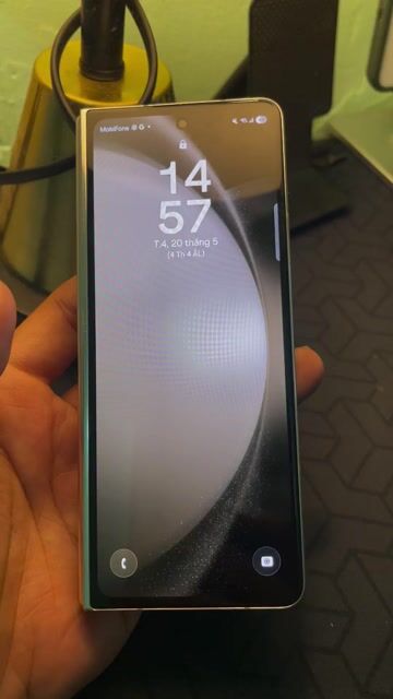 Samsung Z Fold 5 256GB Trắng SSVN. Mua bán Điện thoại tại Quận Tân Bình Tp Hồ Chí Minh được đăng bởi Đại hình 1