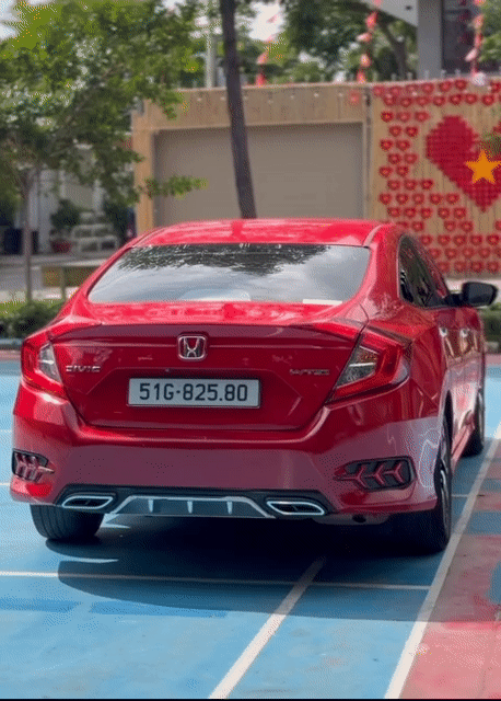 Honda Civic 2018 1.8E 80000 km Đỏ. Mua bán Ô tô tại Thành phố Thủ Đức Tp Hồ Chí Minh được đăng bởi Thanh Phan hình 1