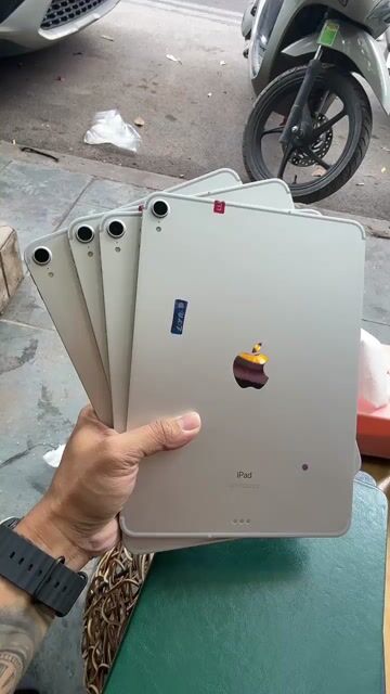 Apple iPad Pro 11 inch 64GB. Mua bán Máy tính bảng tại Quận Bắc Từ Liêm Hà Nội được đăng bởi Bảo Sơn Mobile hình 1