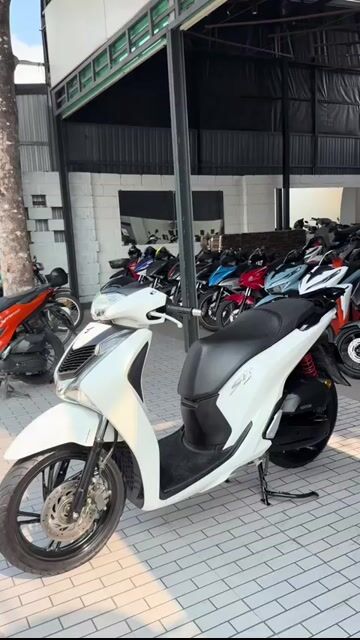 Sh 150 abs 2018 bỏ mẫu.. Mua bán Xe máy tại Quận Ô Môn Cần Thơ được đăng bởi Trần Tùng hình 1