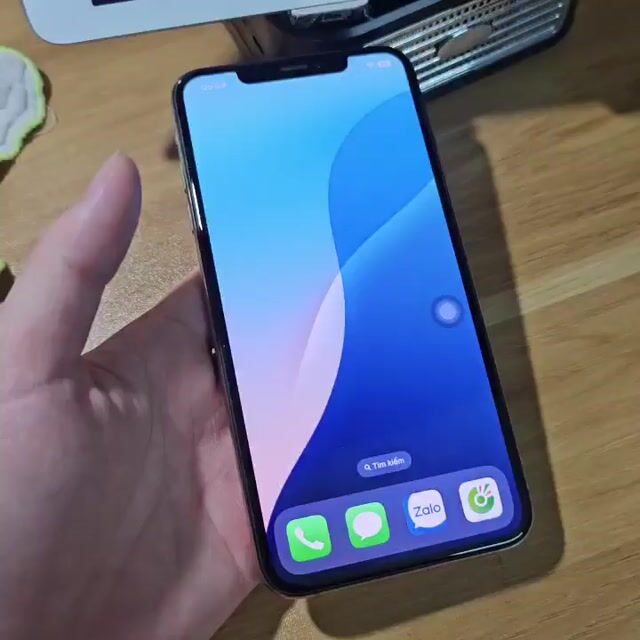 iPhone Xs Max 64GB Vàng. Mua bán Điện thoại tại Thị xã Bến Cát Bình Dương được đăng bởi  Thanh Tú hình 1