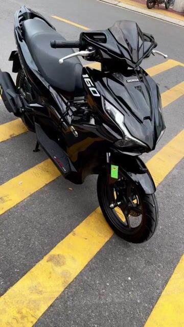 Airblade 125 mẫu 2021 9chủ bstp máy zin100% mới99%. Mua bán Xe máy tại Quận 11 Tp Hồ Chí Minh được đăng bởi CỬA HÀNG CHUYÊN GÓP NỢ XẤU hình 1