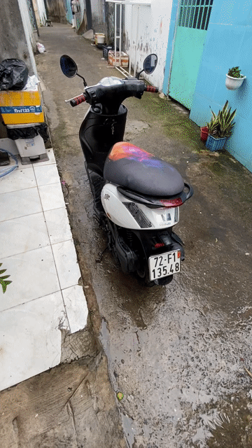 Piaggio Zip 100 Trắng. Mua bán Xe máy tại Thành phố Thủ Đức Tp Hồ Chí Minh được đăng bởi Thành Lâm Nguyễn hình 1
