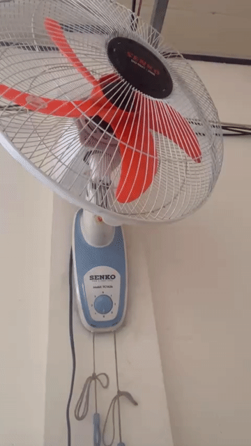 Quạt treo tường Senko TC1626 Trắng xanh. Mua bán Quạt tại Thành phố Thuận An Bình Dương được đăng bởi AnPhuShop hình 1