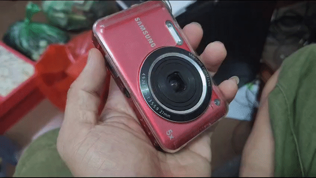 bán Máy ảnh Samsung SL-605 red Đỏ-còn tin còn hàng. Mua bán Máy ảnh, Máy quay tại Quận Tây Hồ Hà Nội được đăng bởi salesimVT50kchatzalo hình 1