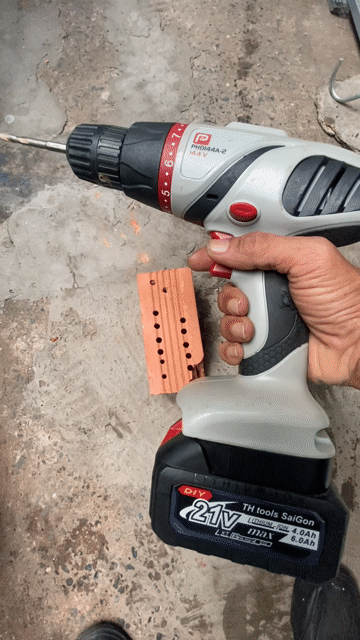 Máy khoan pin 14.4V có búa. Mua bán Đồ chuyên dụng, Giống nuôi trồng tại Huyện Hóc Môn Tp Hồ Chí Minh được đăng bởi Quyền hình 1