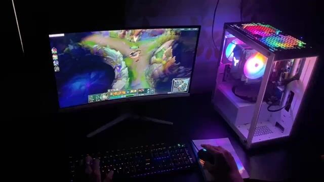  i7-4790 16GB/238GB SSD GTX 750 Trắng. Mua bán Máy tính để bàn tại Thành phố Buôn Ma Thuột Đắk Lắk được đăng bởi Lê Thuần Hoàng hình 1