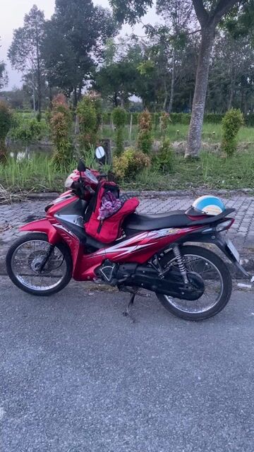 Honda Wave RSX màu Đỏ. Mua bán Xe máy tại Huyện Nhà Bè Tp Hồ Chí Minh được đăng bởi Chuyên mua bán đồ củ giá rẻ uy tín   hình 1