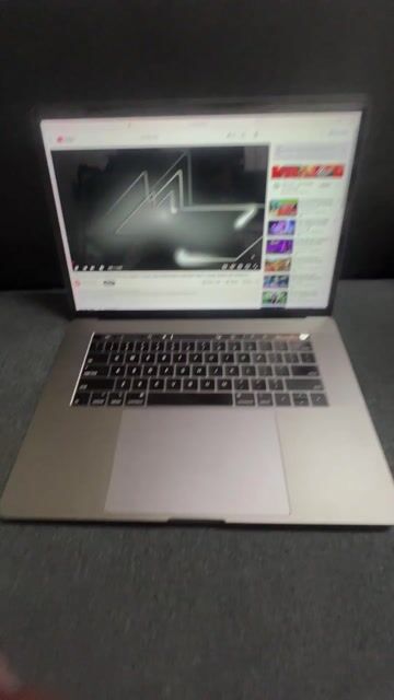 Apple MacBook Pro 15 2019 i9 16GB/1TB. Mua bán Laptop tại Quận Đống Đa Hà Nội được đăng bởi Tiến Mạnh hình 1